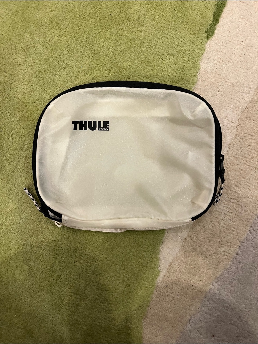Thule Compression Packing Cube - Small White